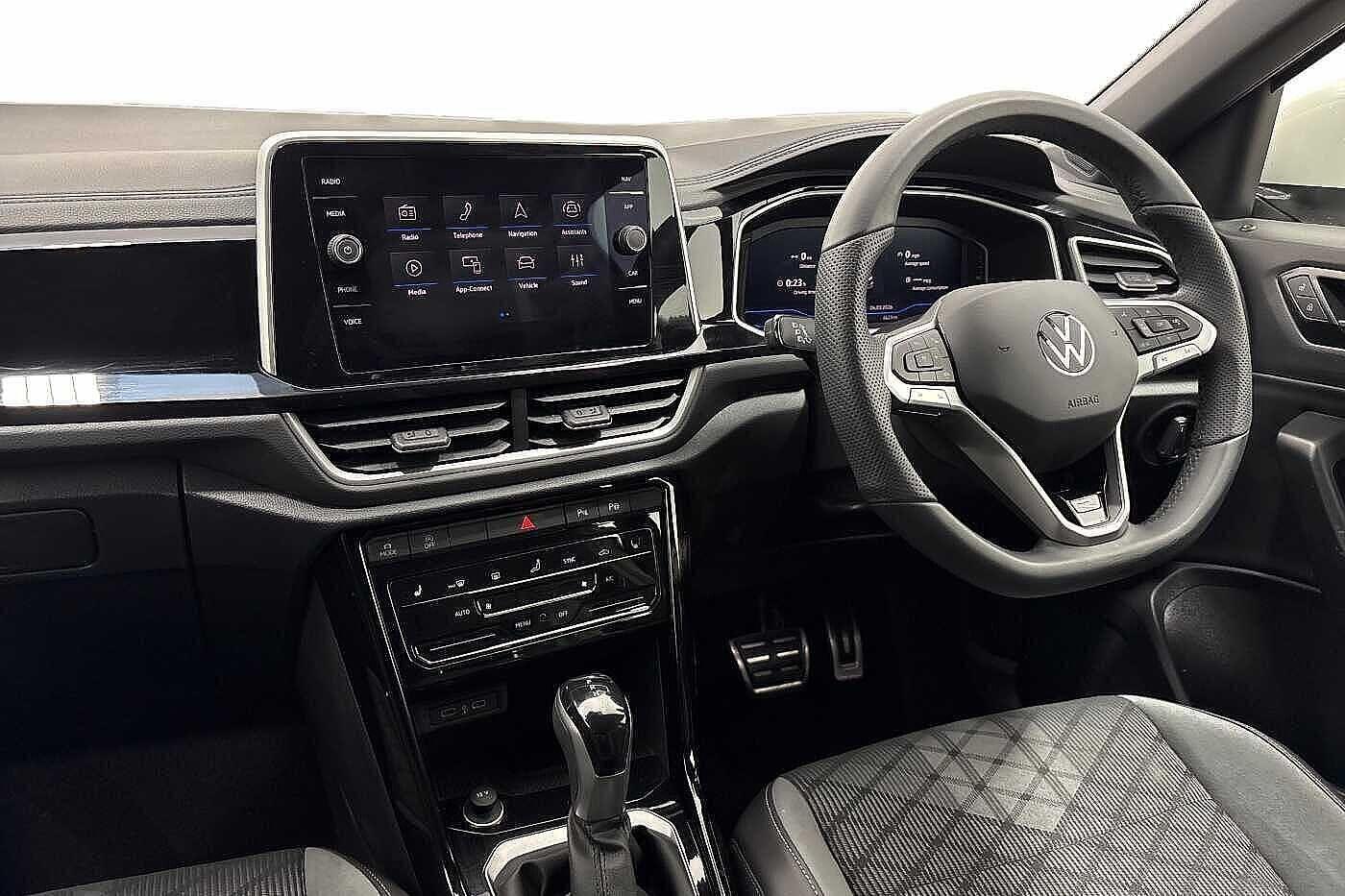 Used Volkswagen T-Roc 2025 for sale - 78029296: Photo 2