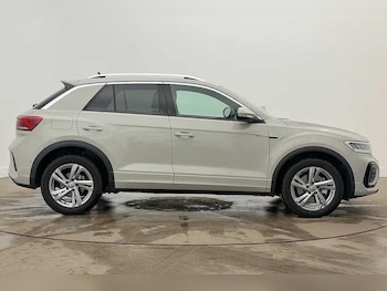 Used Volkswagen T-Roc 2025 for sale - 78305223: Photo