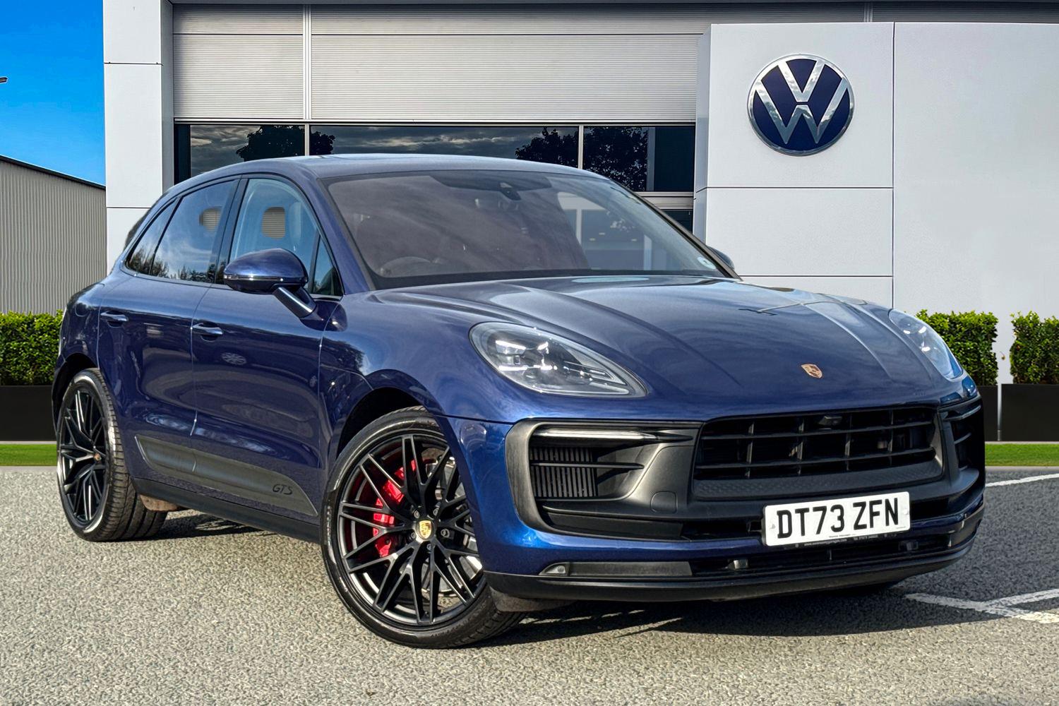 Used Porsche Macan 2023 for sale - 76236686: Photo 1