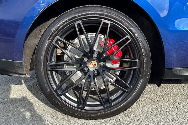 Used Porsche Macan 2023 for sale - 76236686: Photo 12
