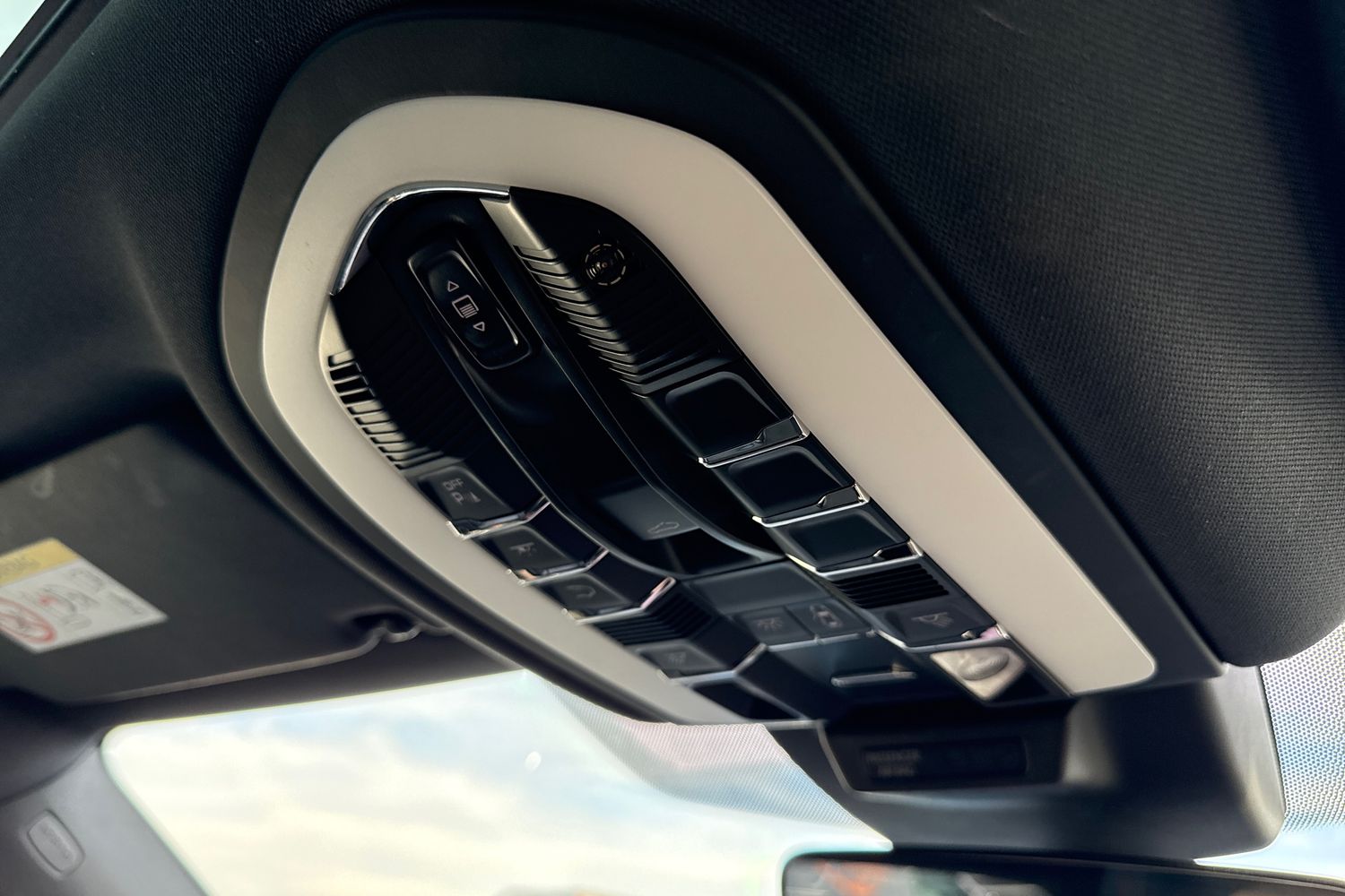 Used Porsche Macan 2023 for sale - 76236686: Photo 42