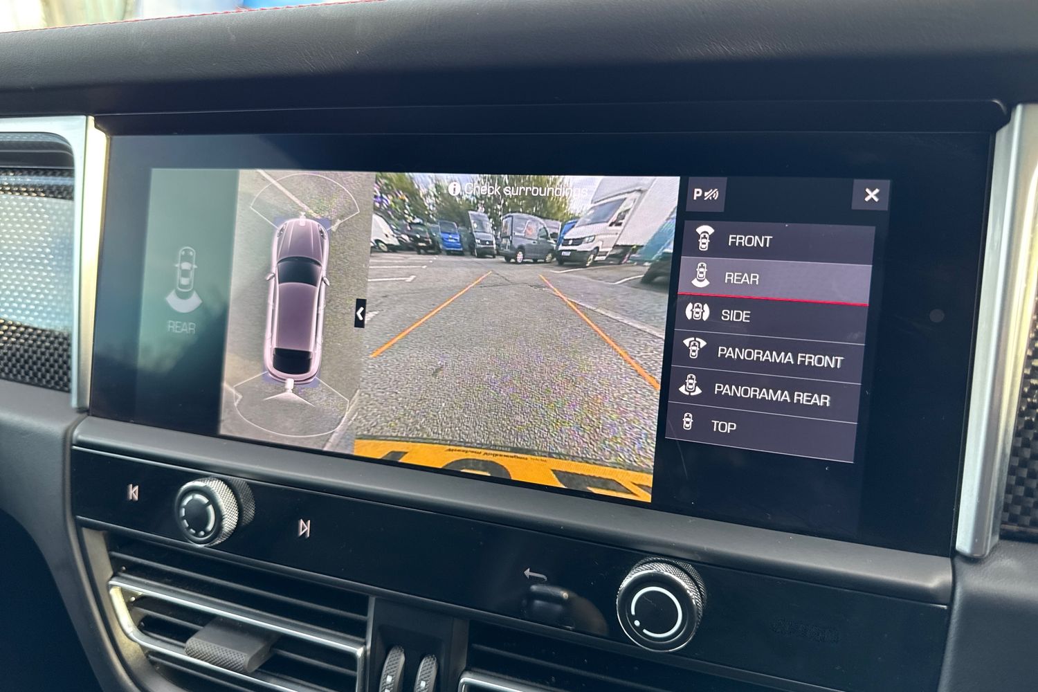 Used Porsche Macan 2023 for sale - 76236686: Photo 52