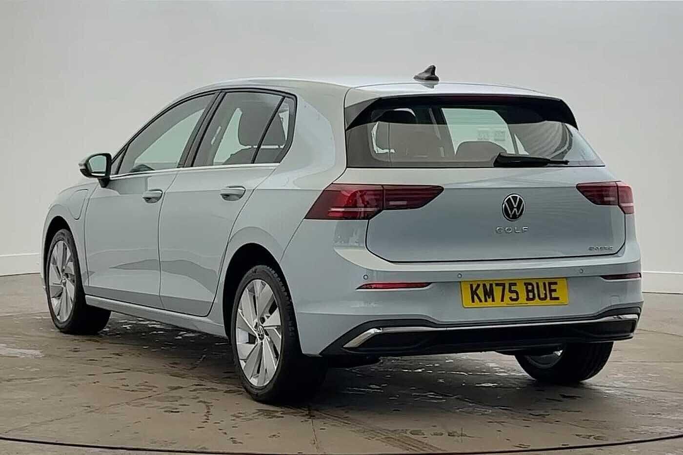 Used Volkswagen Golf 2025 for sale - 77152508: Photo 3