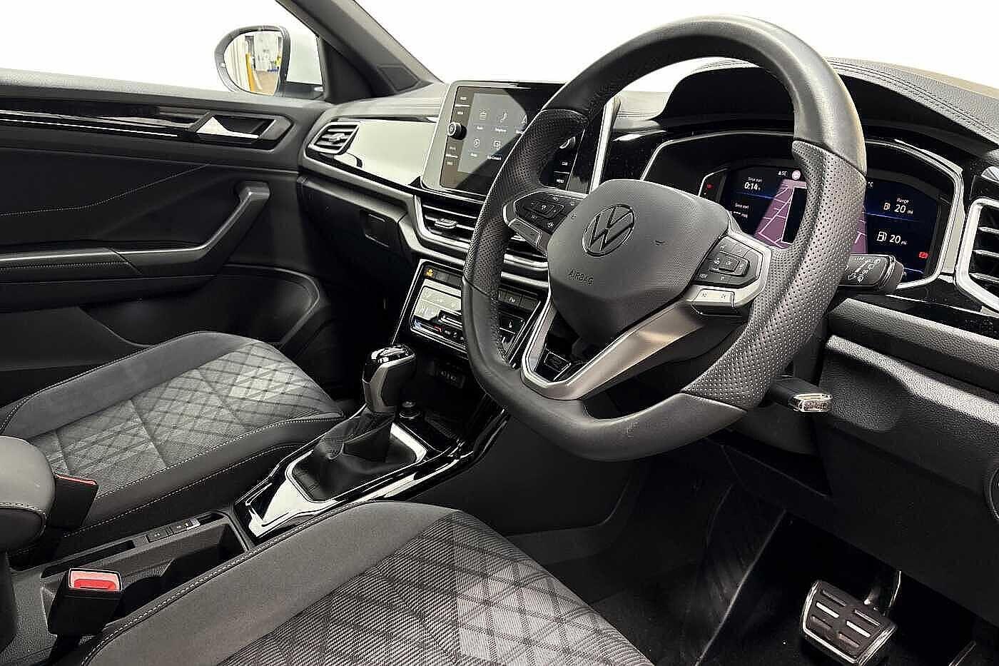 Used Volkswagen T-Roc 2025 for sale - 76718467: Photo 6