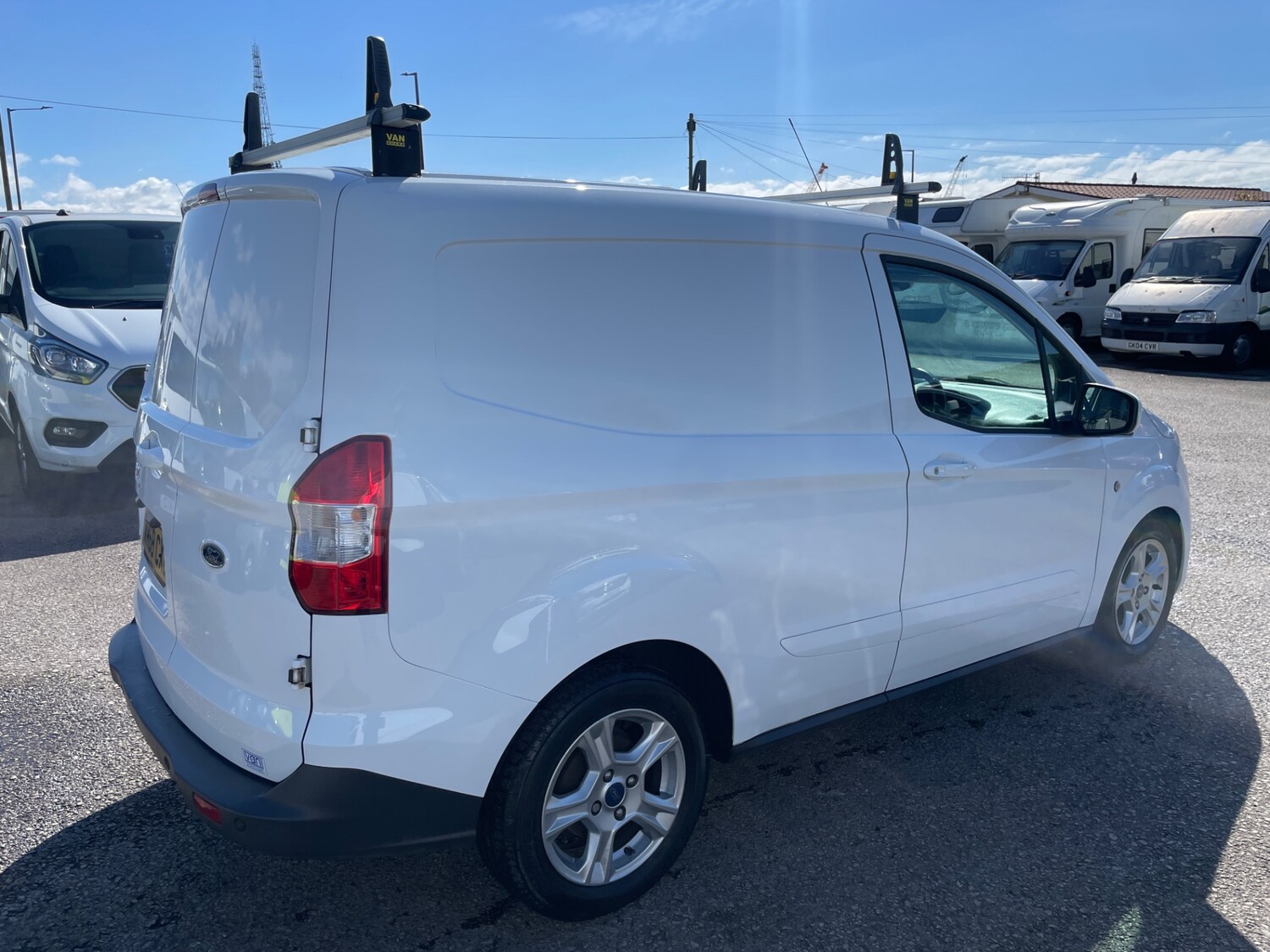 Used Ford Transit Courier 2018 for sale - 78108117: Photo 7