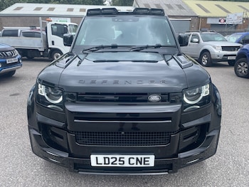 Used Land Rover Defender 2025 for sale - 79432240: Photo