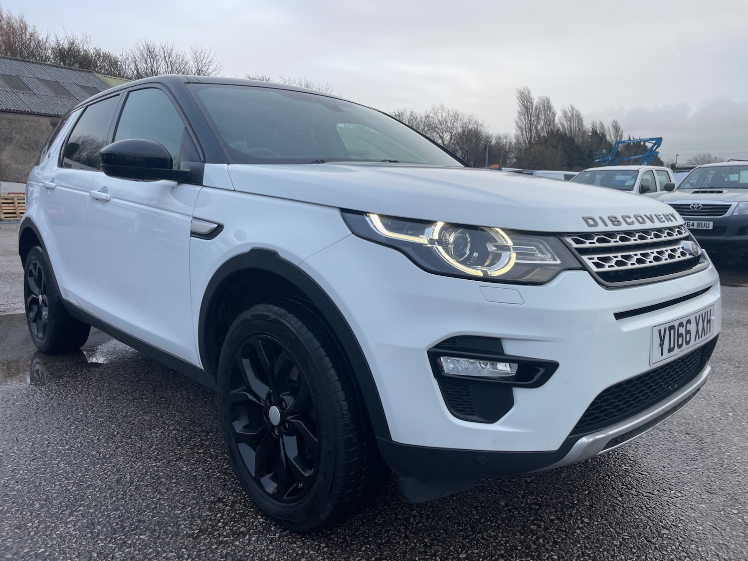 Used Land Rover Discovery Sport 2016 for sale - 76736778: Photo 1