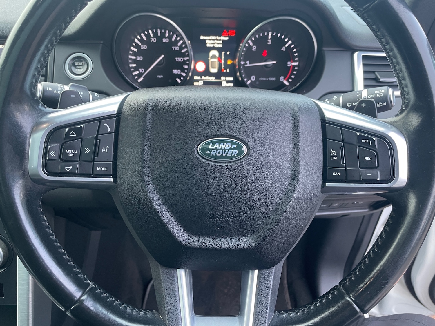 Used Land Rover Discovery Sport 2016 for sale - 76736778: Photo 15