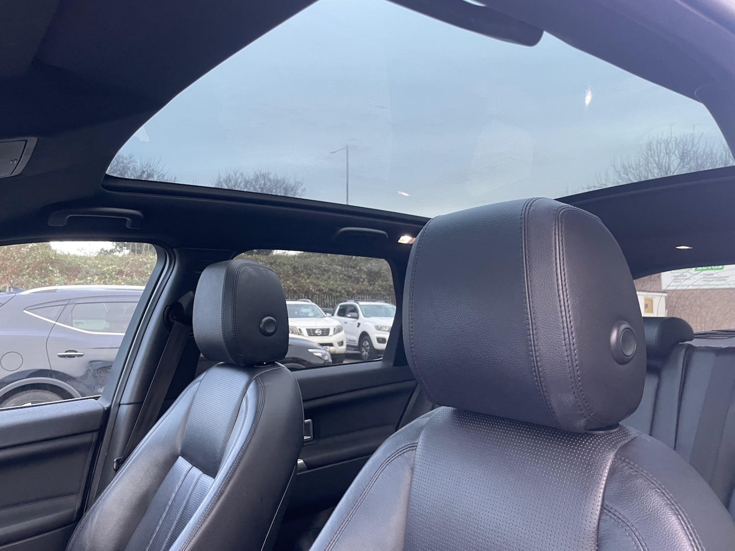 Used Land Rover Discovery Sport 2016 for sale - 76736778: Photo 16