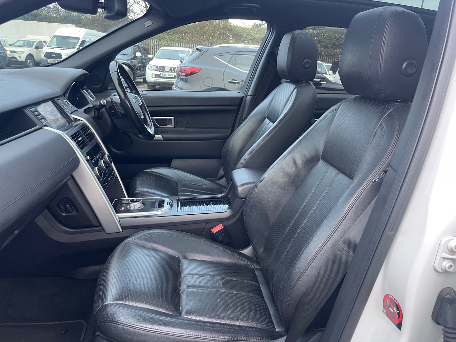 Used Land Rover Discovery Sport 2016 for sale - 76736778: Photo 9