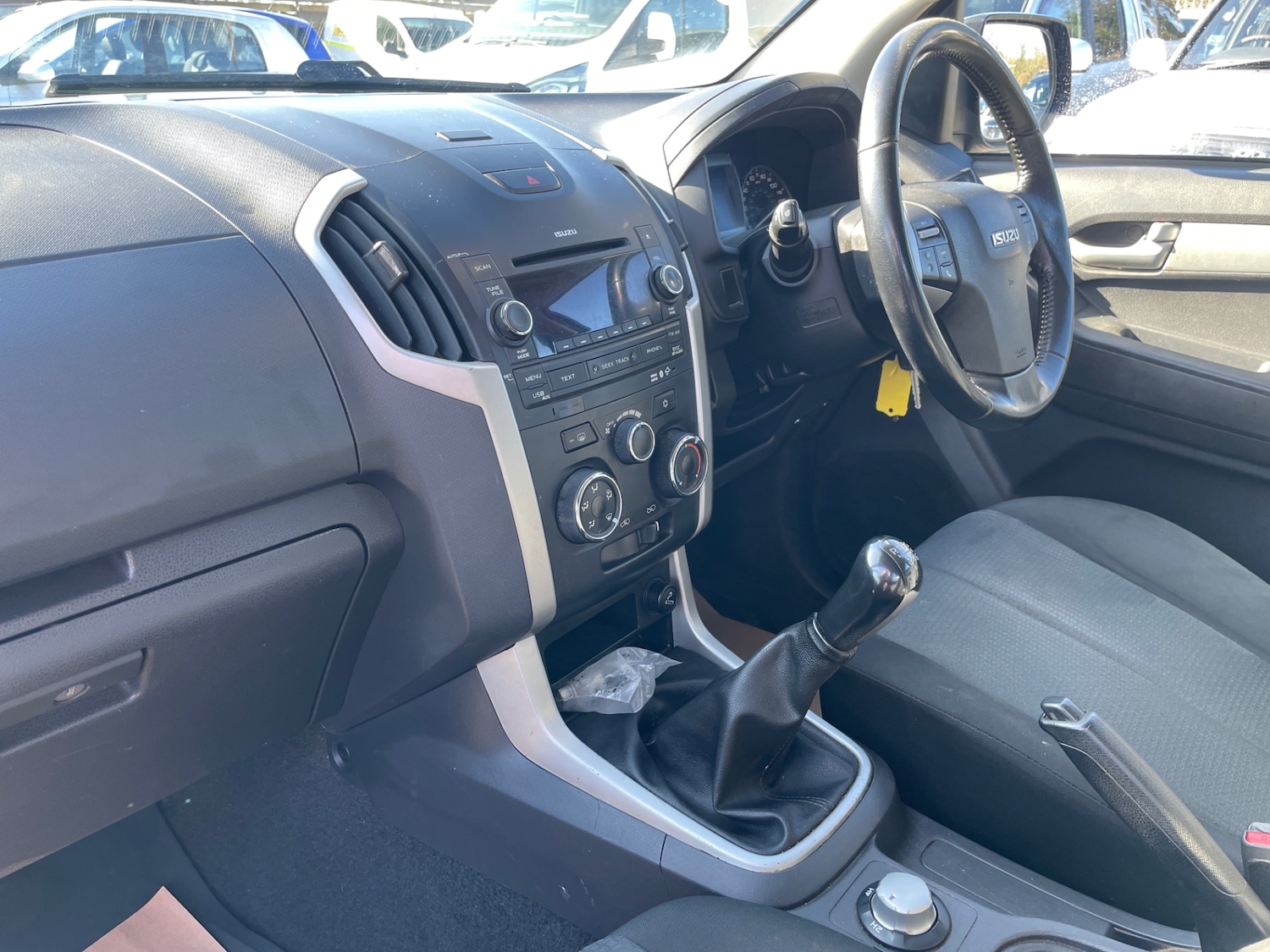 Used Isuzu D-Max 2015 for sale - 77760711: Photo 10