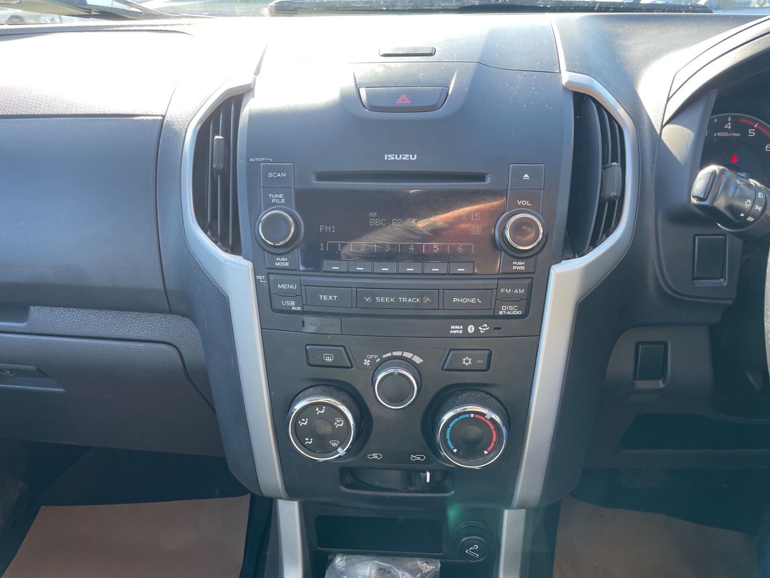 Used Isuzu D-Max 2015 for sale - 77760711: Photo 13