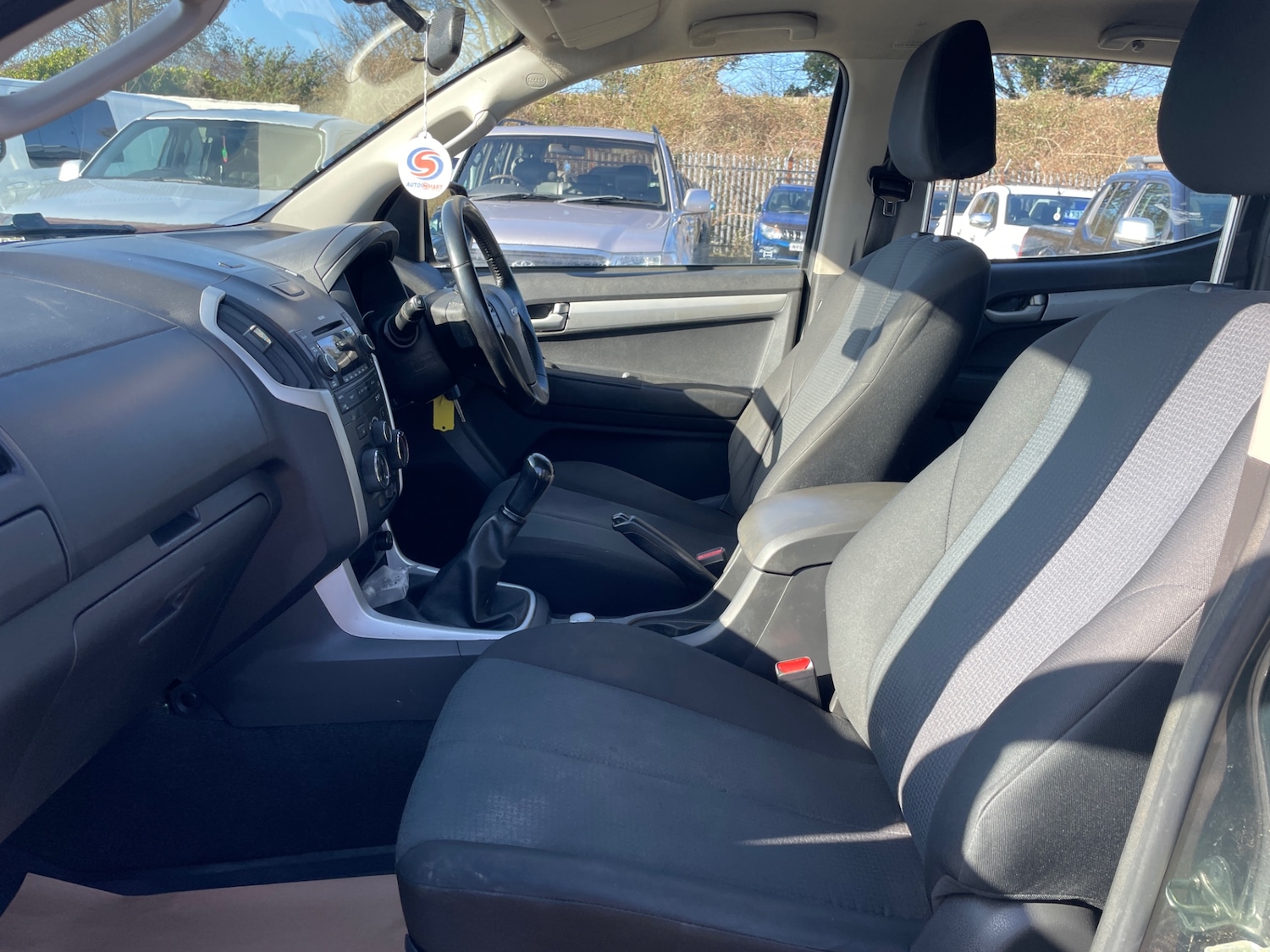 Used Isuzu D-Max 2015 for sale - 77760711: Photo 9