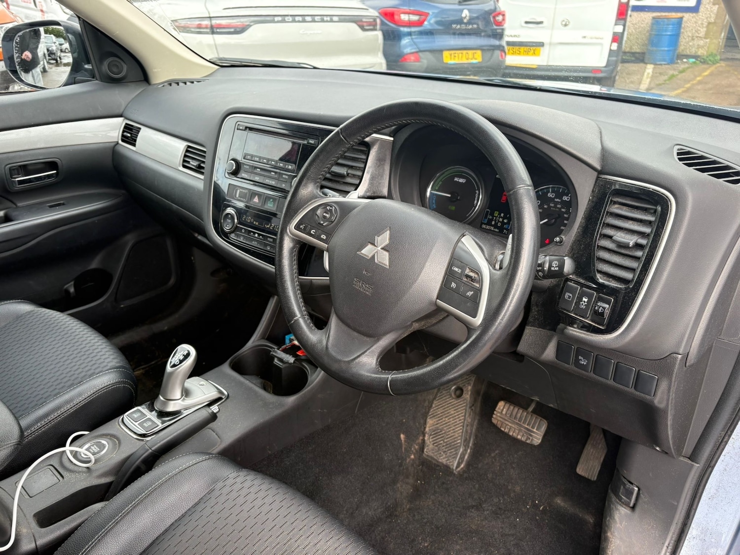 Used Mitsubishi Outlander 2015 for sale - 77962375: Photo 9
