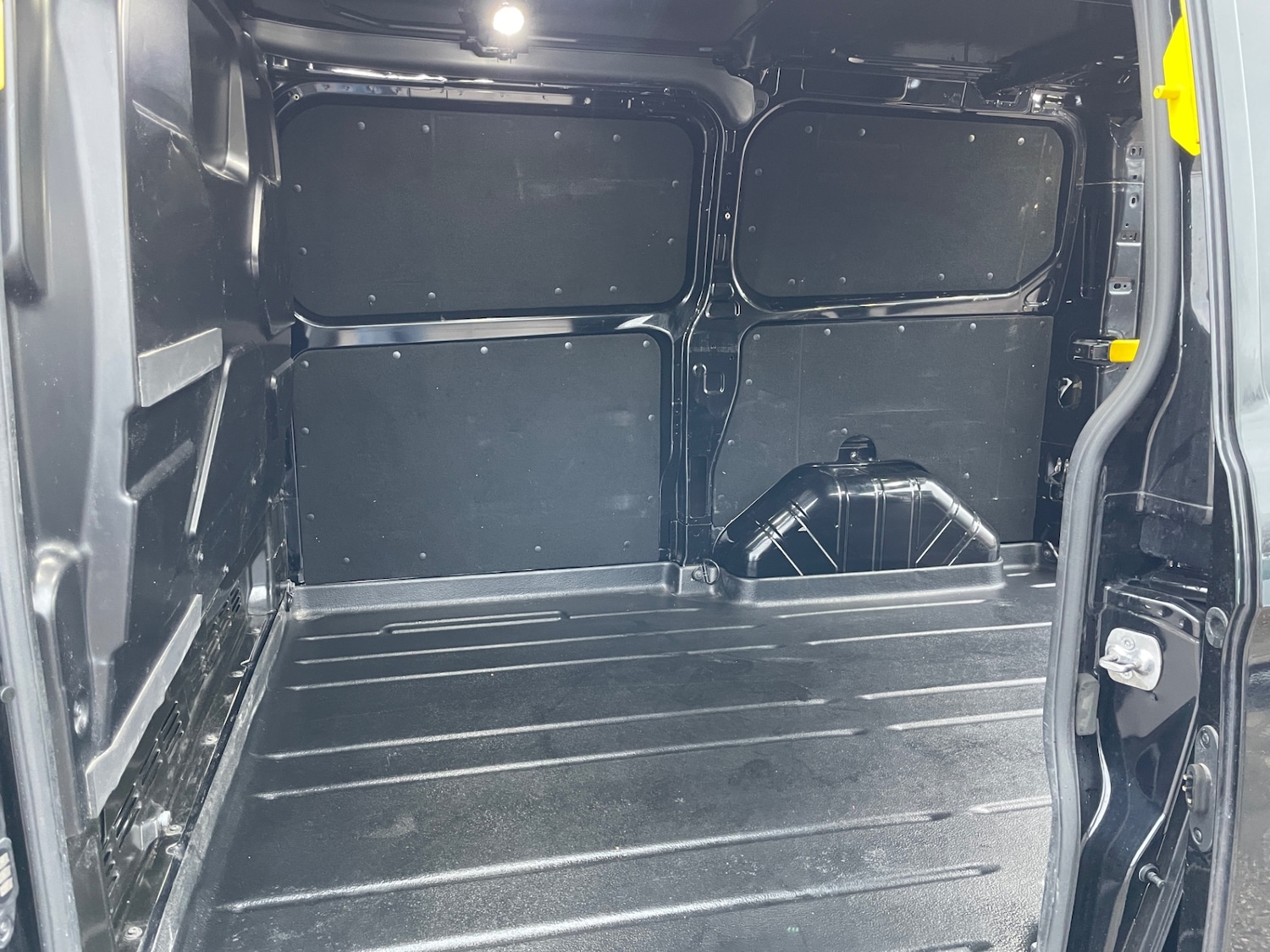 Used Ford Transit Custom 2020 for sale - 77531952: Photo 9