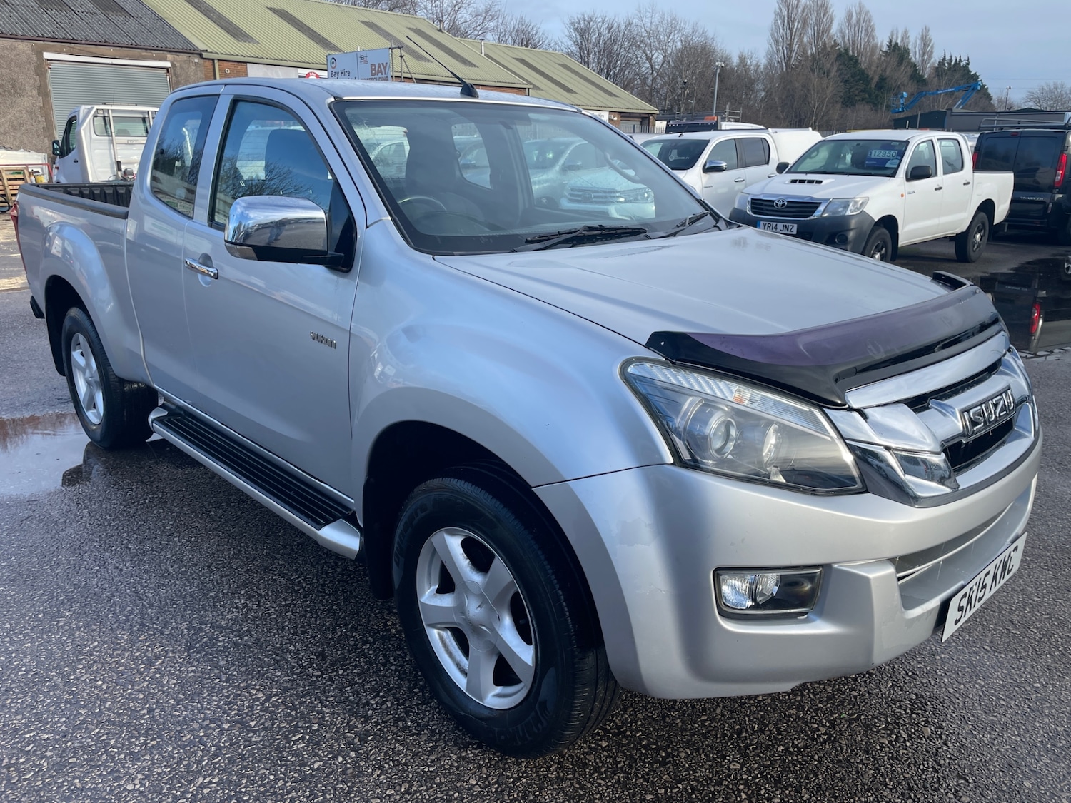 Used Isuzu D-Max 2015 for sale - 77220220: Photo 2