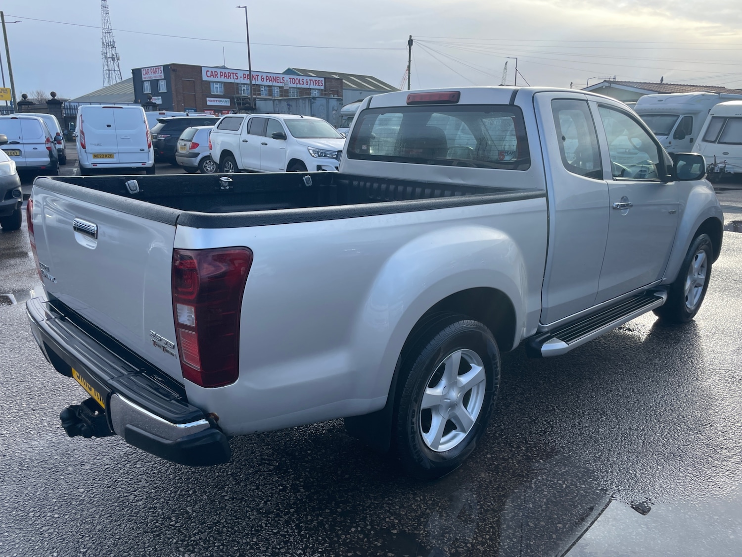 Used Isuzu D-Max 2015 for sale - 77220220: Photo 7