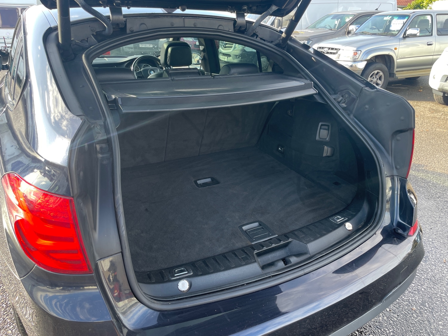 Used BMW 5 Series 2012 for sale - 76393395: Photo 8