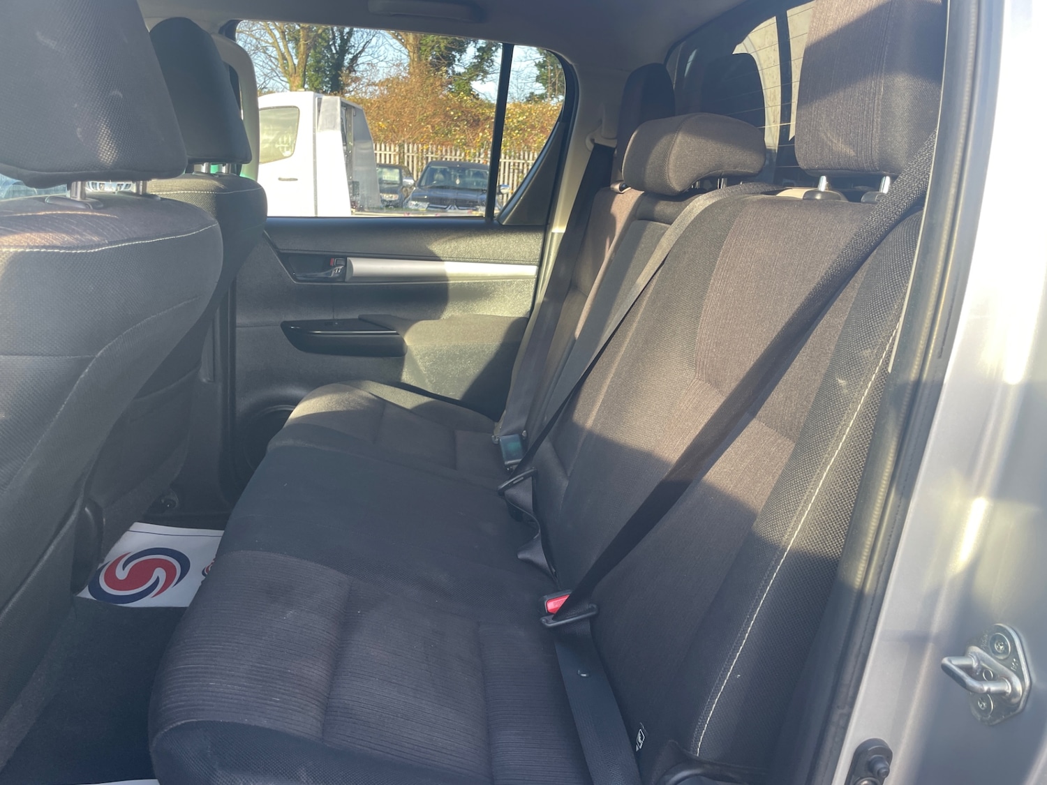 Used Toyota Hilux 2018 for sale - 76918919: Photo 12