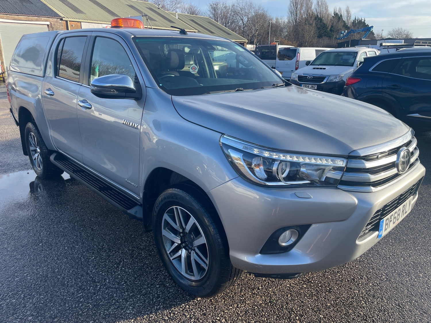 Used Toyota Hilux 2018 for sale - 76918919: Photo 2