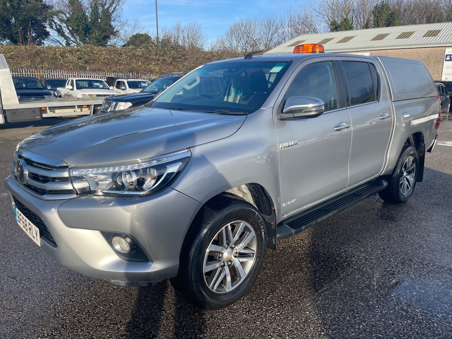 Used Toyota Hilux 2018 for sale - 76918919: Photo 4