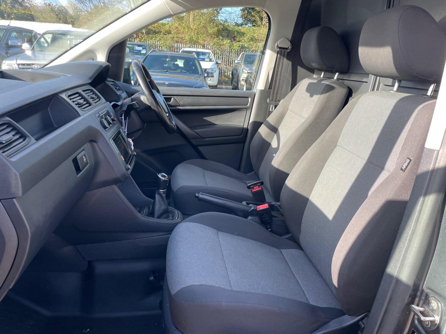 Used Volkswagen Caddy Maxi 2019 for sale - 76393461: Photo 10