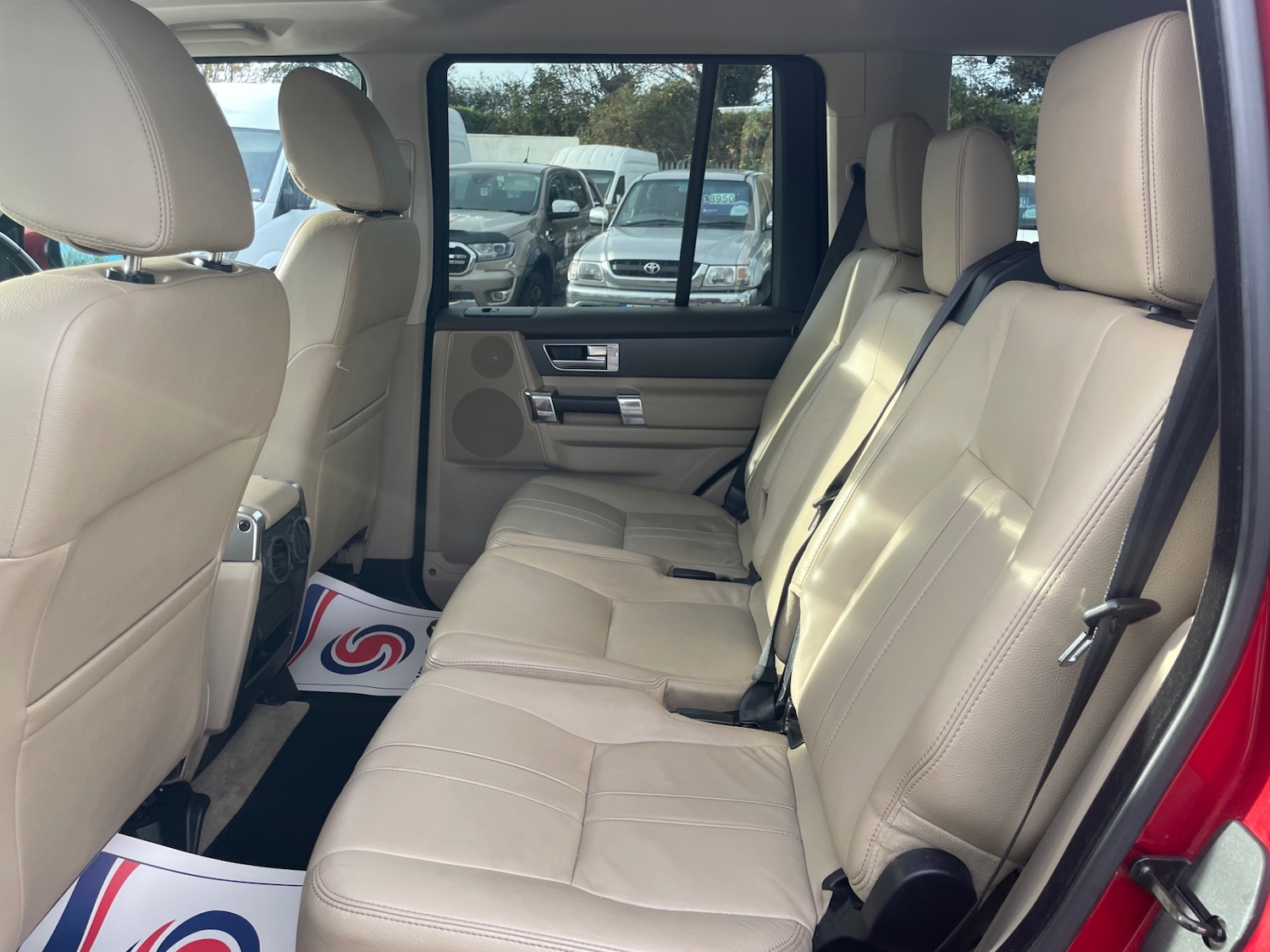 Used Land Rover Discovery 2014 for sale - 76369545: Photo 12