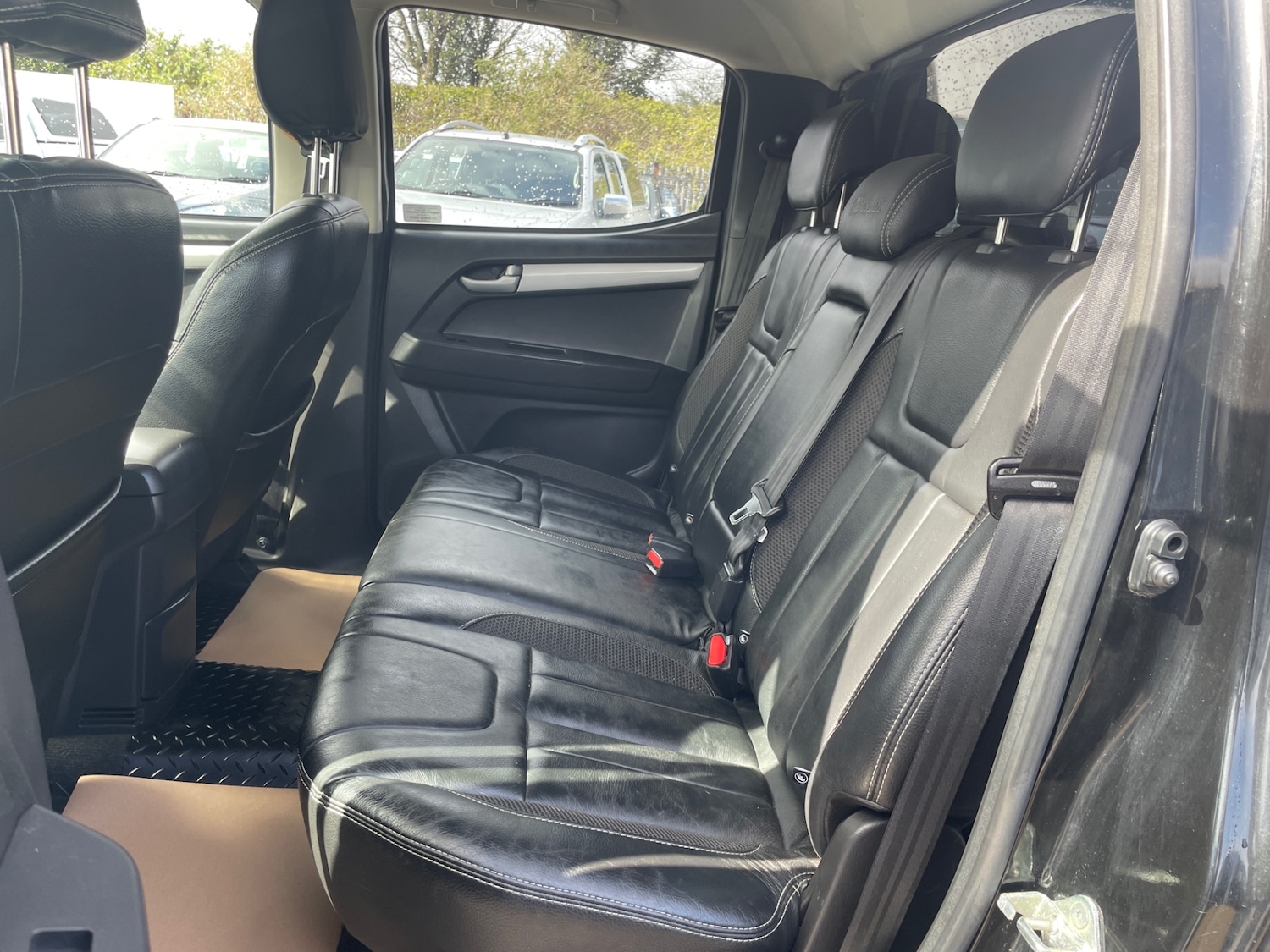 Used Isuzu D-Max 2015 for sale - 78071097: Photo 12