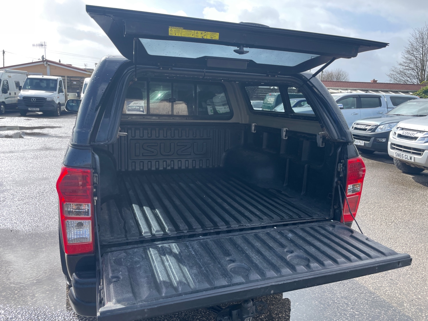 Used Isuzu D-Max 2015 for sale - 78071097: Photo 8