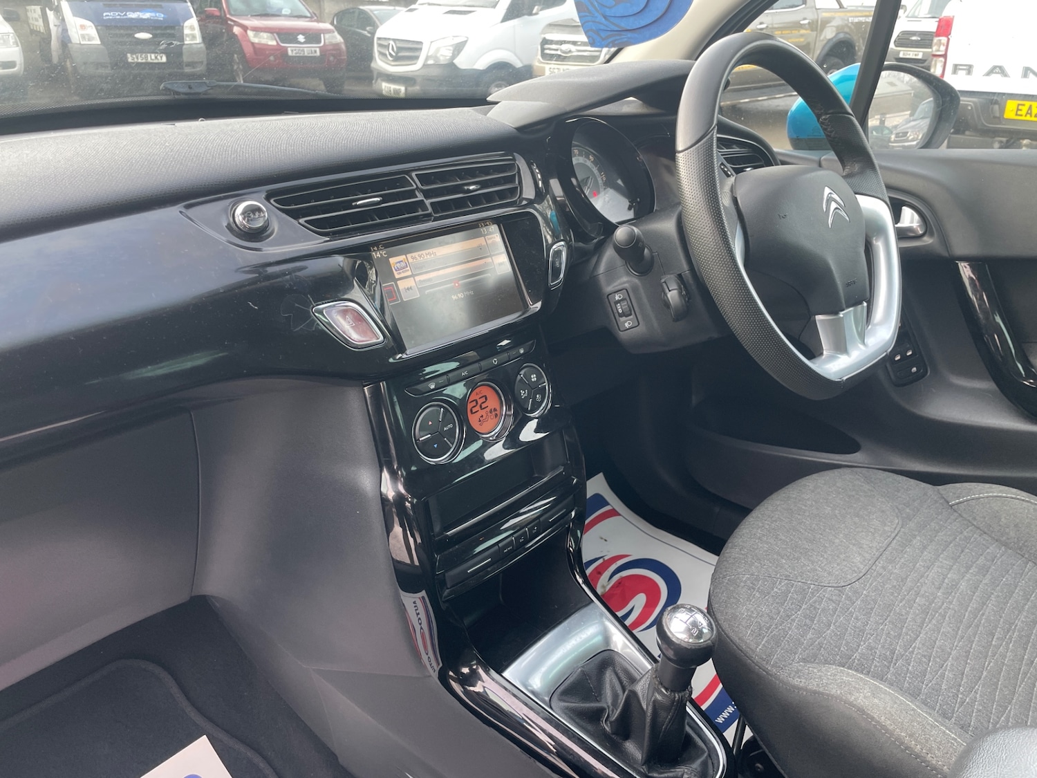 Used Citroen C3 2016 for sale - 76560864: Photo 10