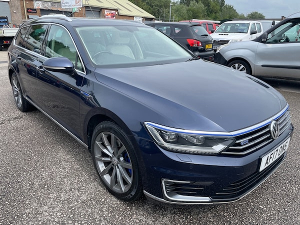 Used Volkswagen Passat 2017 for sale - 75346237: Photo 2