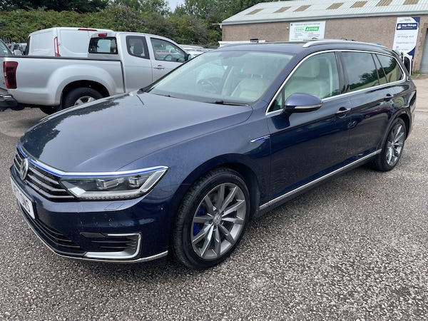 Used Volkswagen Passat 2017 for sale - 75346237: Photo 4