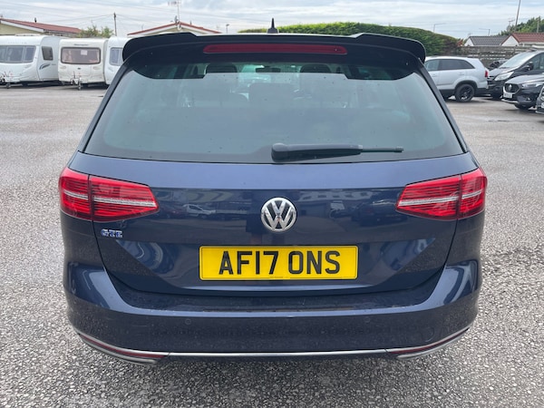 Used Volkswagen Passat 2017 for sale - 75346237: Photo 6