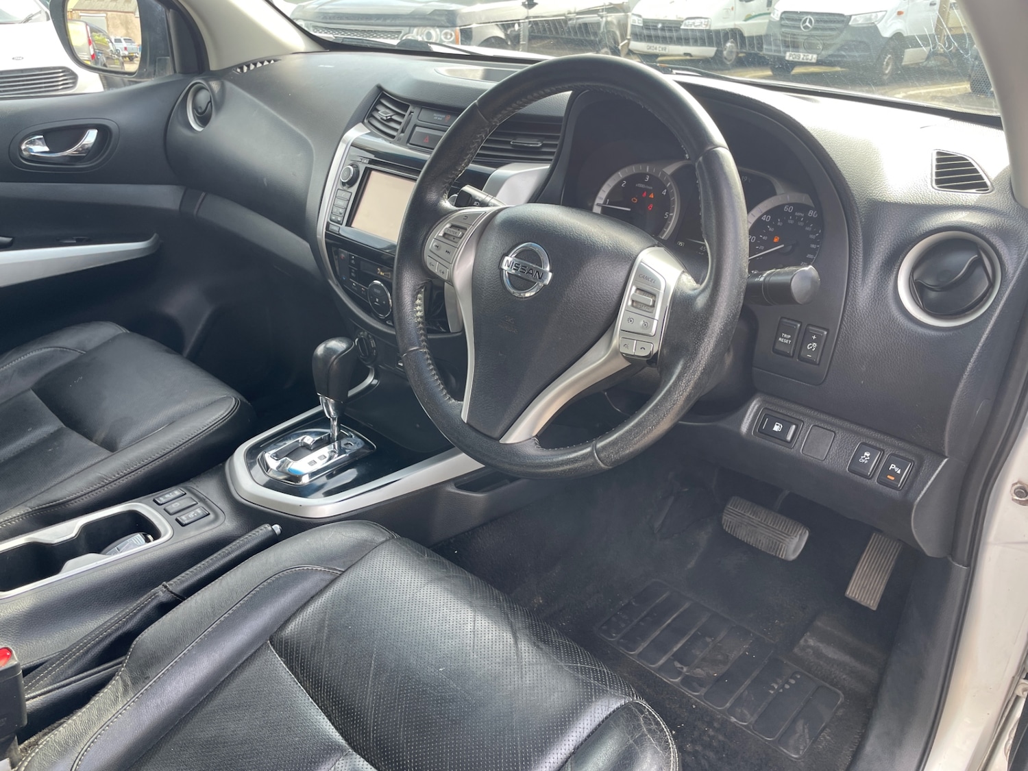 Used Nissan Navara 2017 for sale - 78161934: Photo 11
