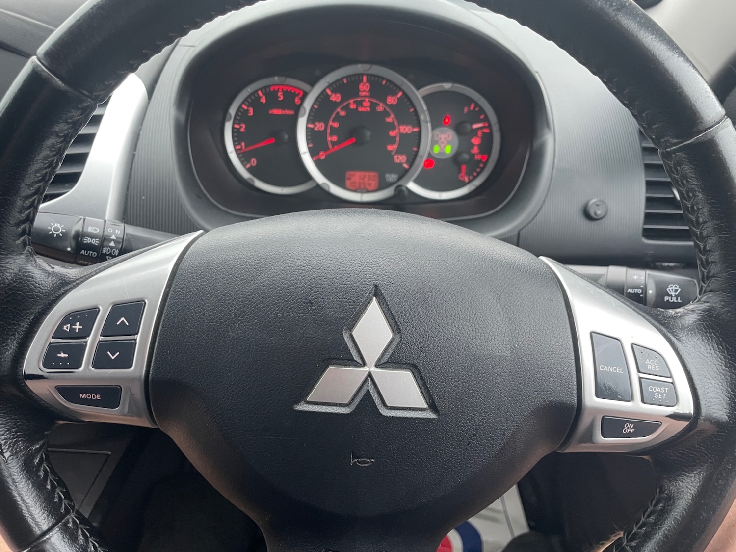 Used Mitsubishi L200 2015 for sale - 76762474: Photo 13