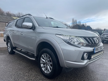 Used Mitsubishi L200 2017 for sale - 77272400: Photo