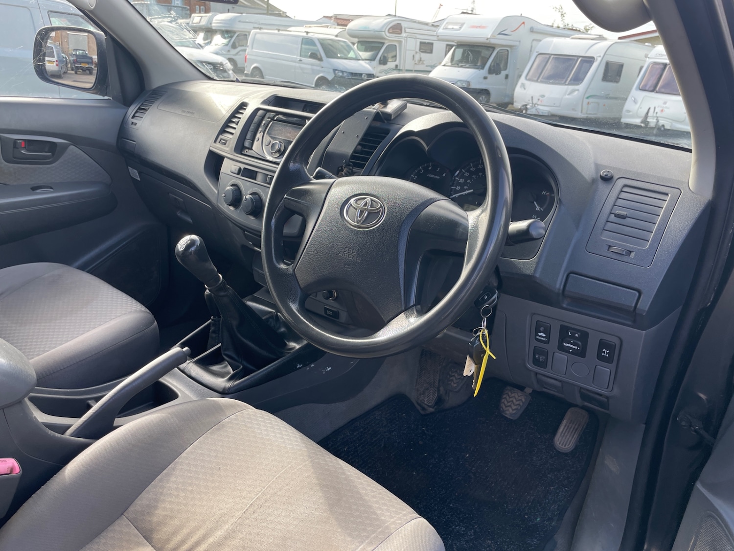Used Toyota Hilux 2012 for sale - 76116674: Photo 11