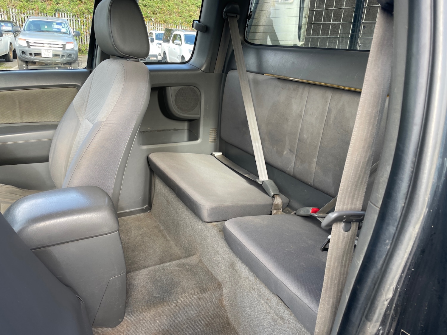 Used Toyota Hilux 2012 for sale - 76116674: Photo 12