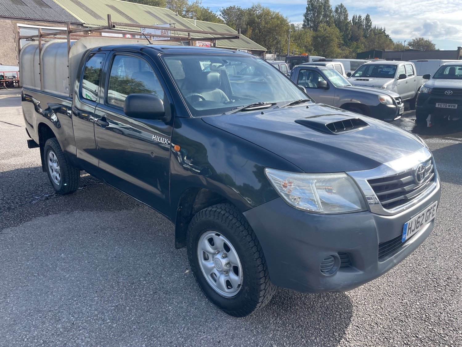 Used Toyota Hilux 2012 for sale - 76116674: Photo 2