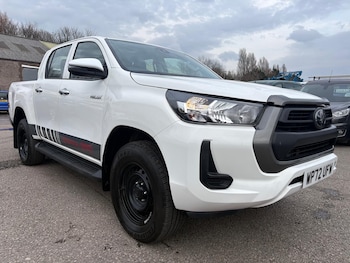 Used Toyota Hilux 2023 for sale - 77774519: Photo