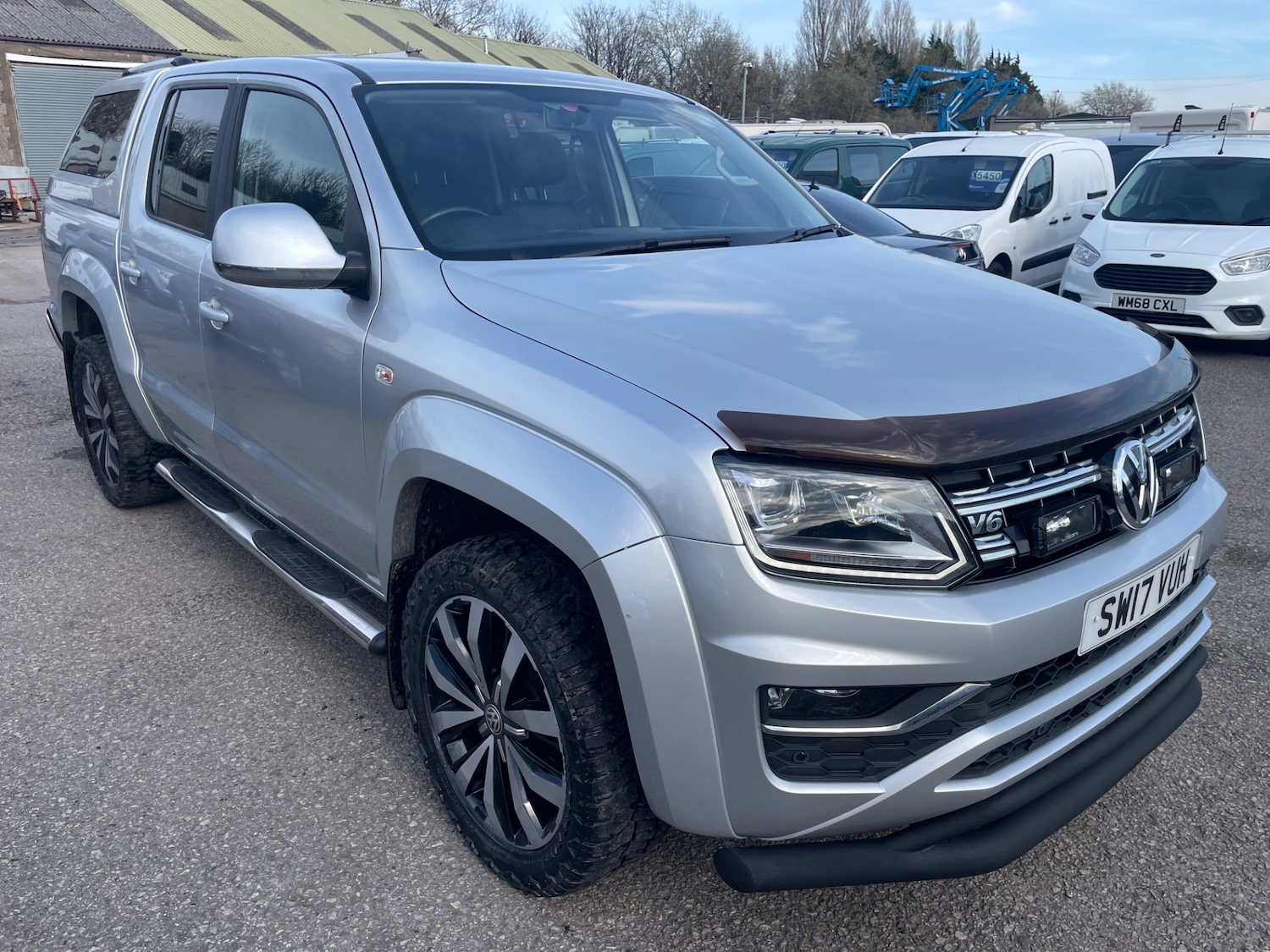 Used Volkswagen Amarok 2017 for sale - 78161937: Photo 2