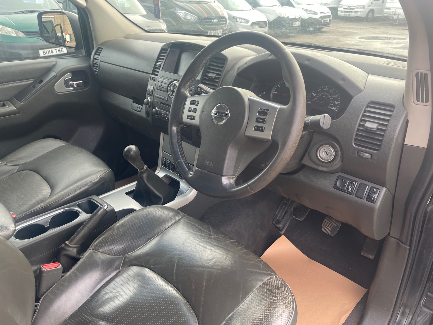 Used Nissan Navara 2013 for sale - 77776573: Photo 11