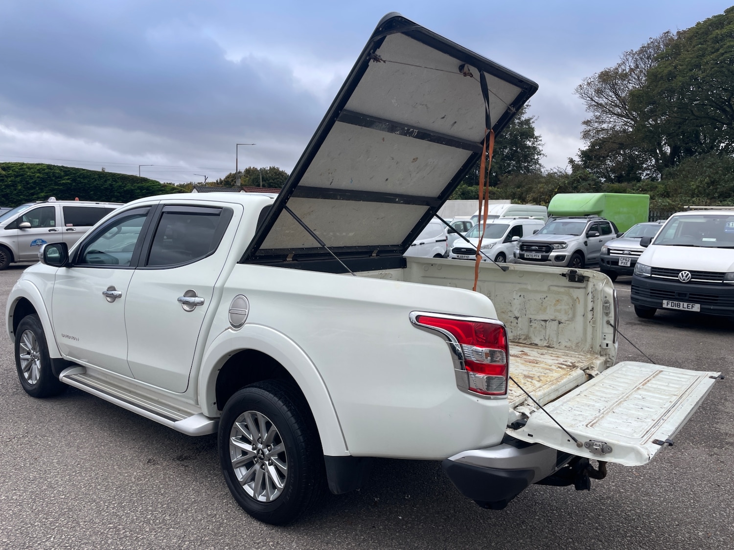 Used Mitsubishi L200 2017 for sale - 76220499: Photo 8
