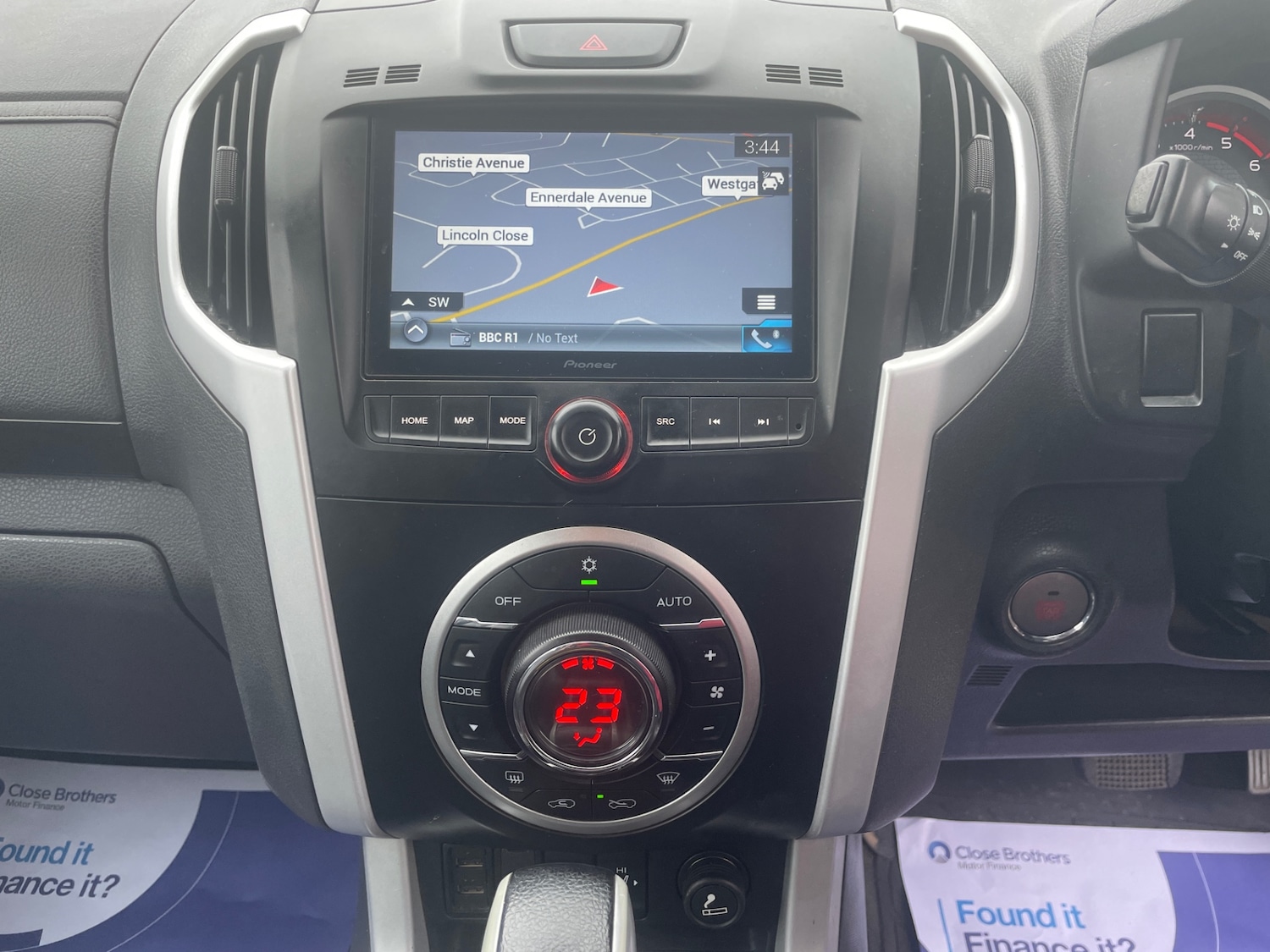 Used Isuzu D-Max 2018 for sale - 76234180: Photo 13