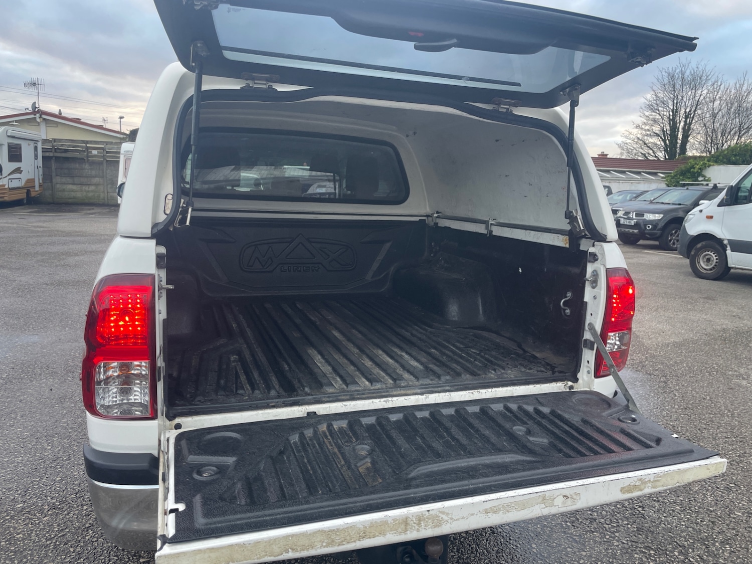 Used Toyota Hilux 2020 for sale - 76918921: Photo 8