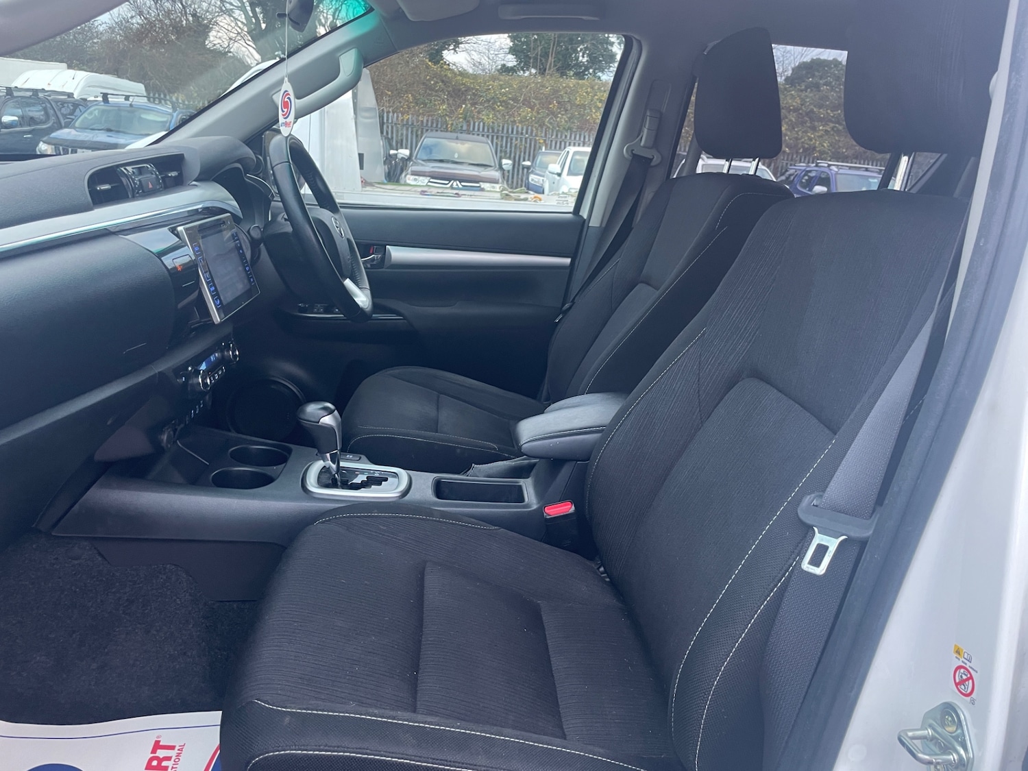 Used Toyota Hilux 2020 for sale - 76918921: Photo 9