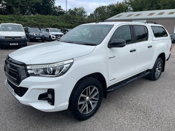 Used Toyota Hilux 2019 for sale - 75640980: Photo 4