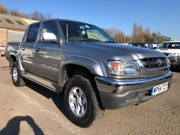 Used Toyota Hilux 2005 for sale - 74067868: Photo 1