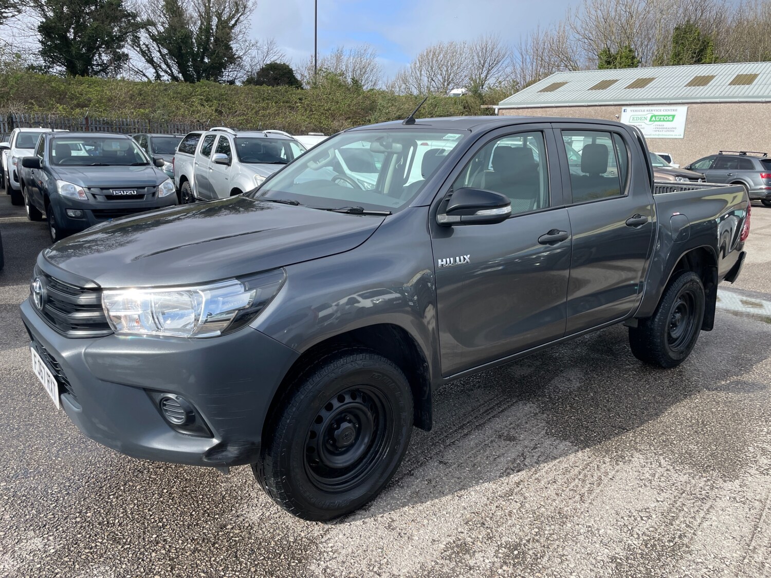 Used Toyota Hilux 2017 for sale - 78071112: Photo 4