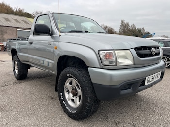 2004 (54) - 250 EX Pick Up 4WD 102Bhp